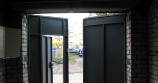 Купить гаражные ворота распашные Снежинск, цена от 3905 руб.