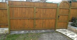 Купить распашные ворота деревянные Снежинск, цена от 2759 руб.